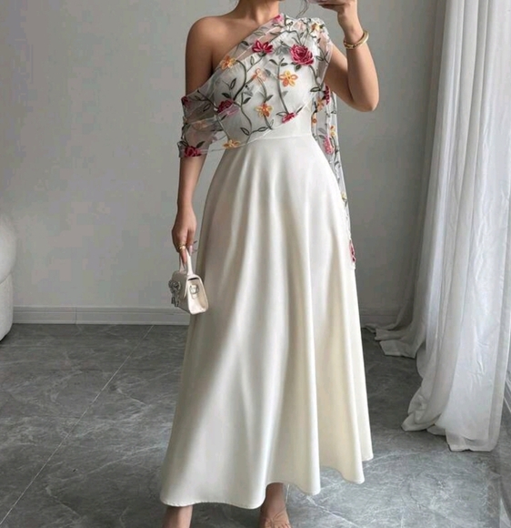 Elegant French Style Asymmetric Neckline Mesh Embroidered Flared Hem Maxi Dress - Picture 1 of 4